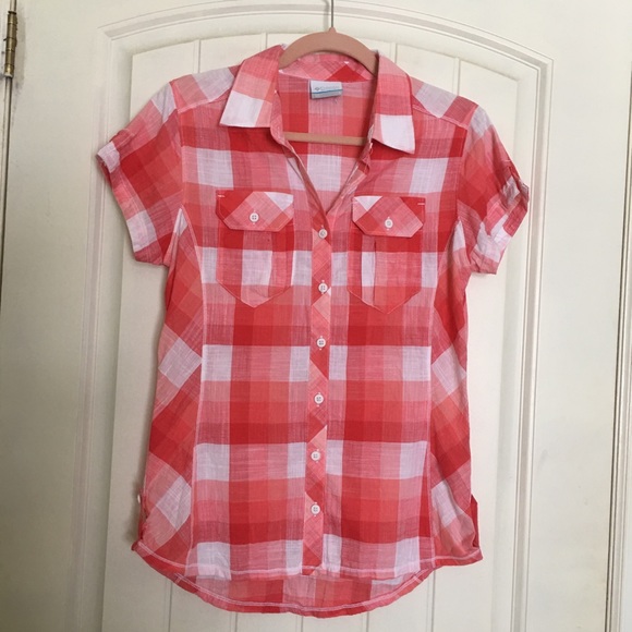 Columbia Short Sleeve Blouse Coral Plaid Size S